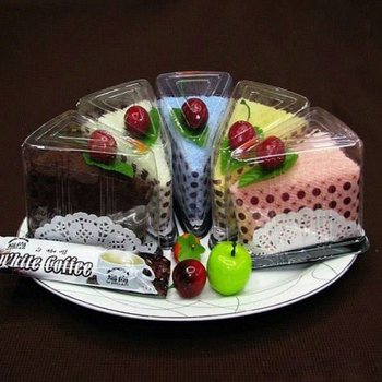 Pastry-Shaped Towel (2 pcs.)