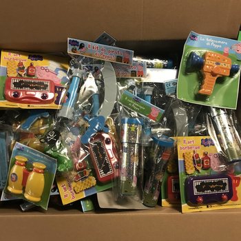 *** SPOTTED PURCHASE *** PEPPA PIG - TREASURY LICENSE REFILL, Mix Peppa Pig Toys (100pcs)