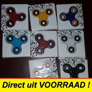 FIDGET SPINNERS / HAND SPINNERS *** RAGE 2017 *** (20pcs.)