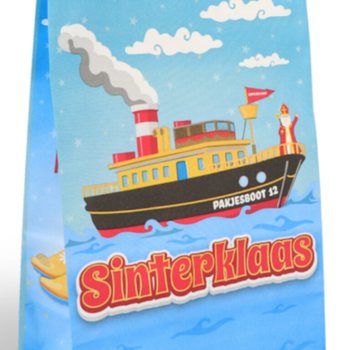 Sinterklaas / Saint Nicholas Paper Gift Bags - 16x8x22 cm (12 pieces)
